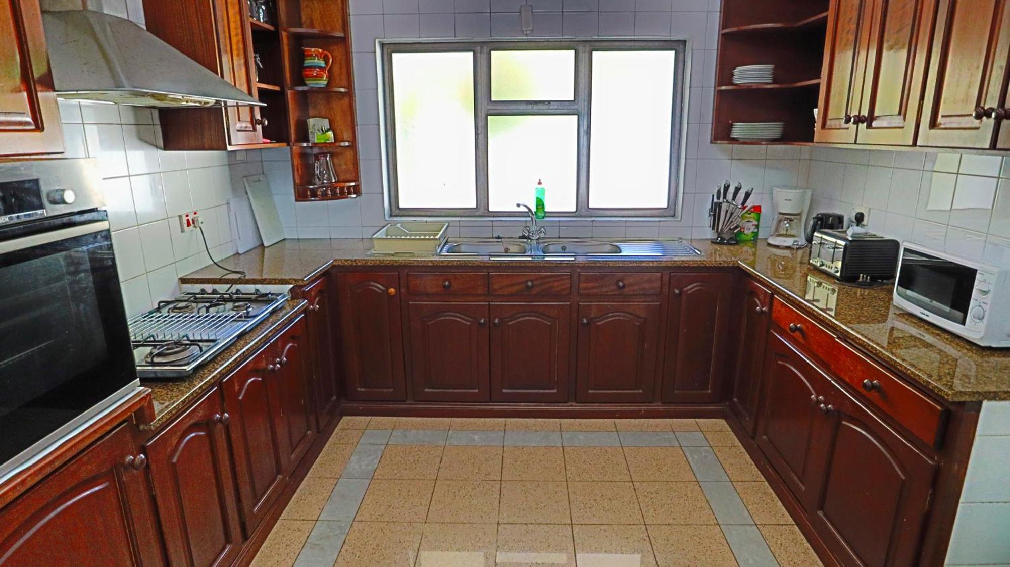 Villa View - Beauvallon *